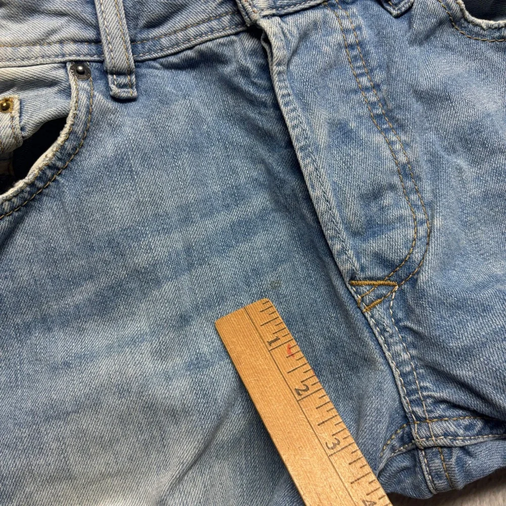 Diesel Larkee Regular Straight Leg Jeans Wash 0827F Denim Mens 31x32 Light Wash